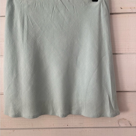 LA Hearts NWT Linen Slit Mini
Skirt | PacSun Mint Green in size XS - Picture 4 of 8